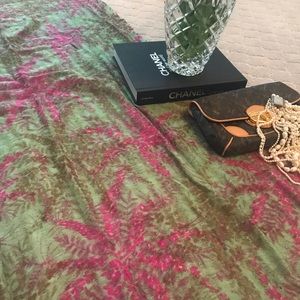 Beautiful Signet Wrap